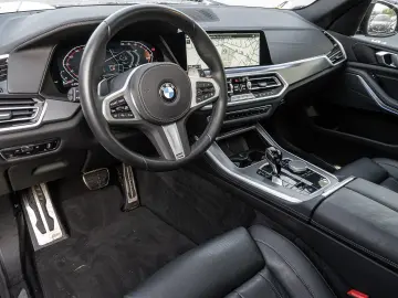 BMW X5 xDrive40d M Sport Aut. HUD PANO AHK RFK NAVI