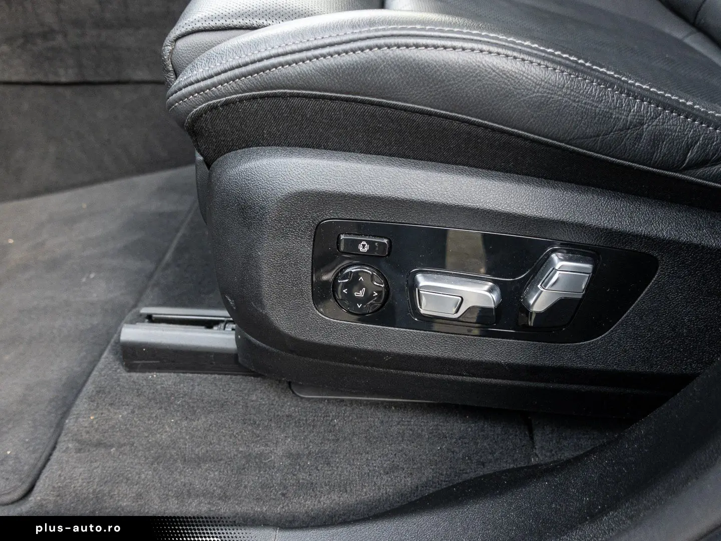 BMW X5 xDrive40d M Sport Aut. HUD PANO AHK RFK NAVI