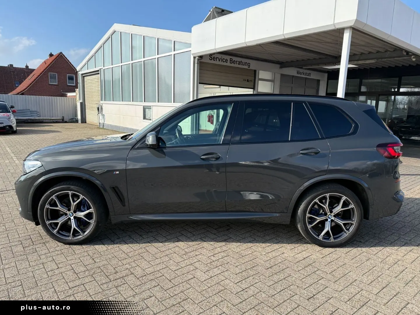 BMW X5 xDrive30d M-Sport AHK Pano Aktivl. DAP H K 4x