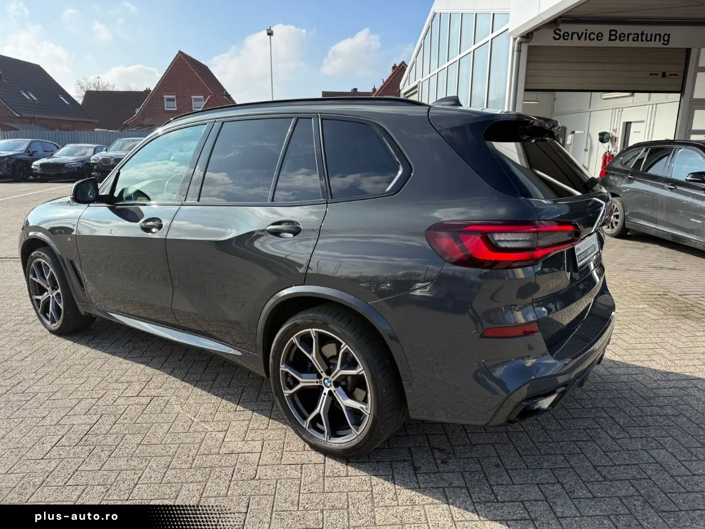 BMW X5 xDrive30d M-Sport AHK Pano Aktivl. DAP H K 4x