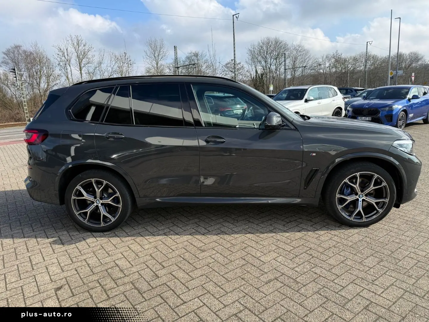 BMW X5 xDrive30d M-Sport AHK Pano Aktivl. DAP H K 4x
