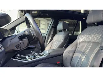 BMW X5 xDrive30d M-Sport AHK Pano Aktivl. DAP H K 4x