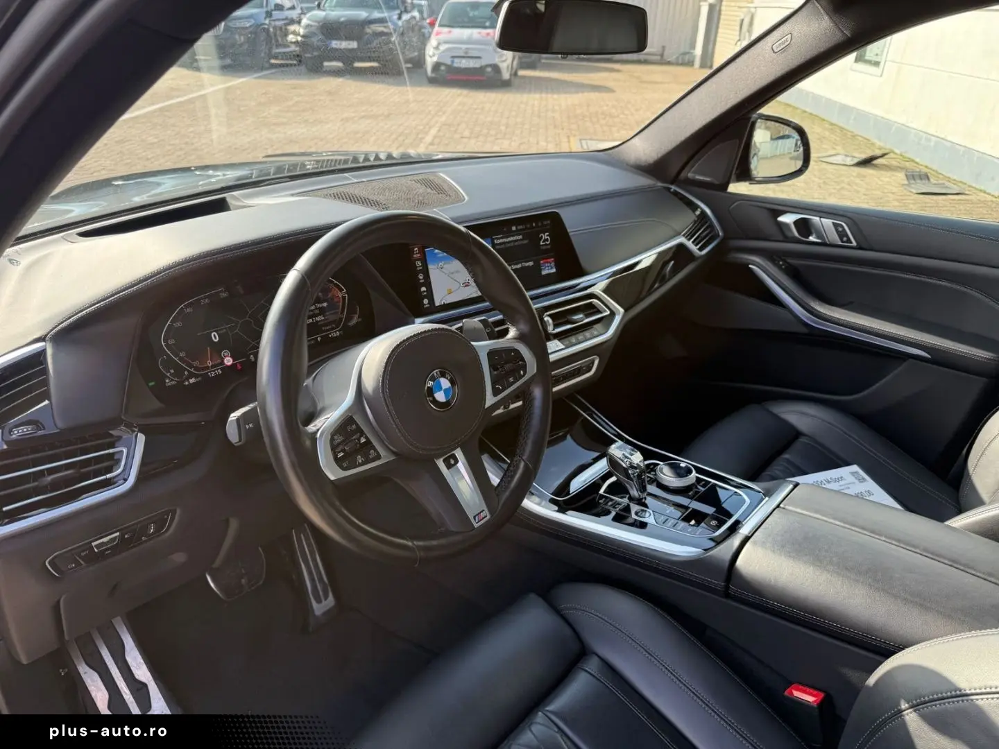 BMW X5 xDrive30d M-Sport AHK Pano Aktivl. DAP H K 4x