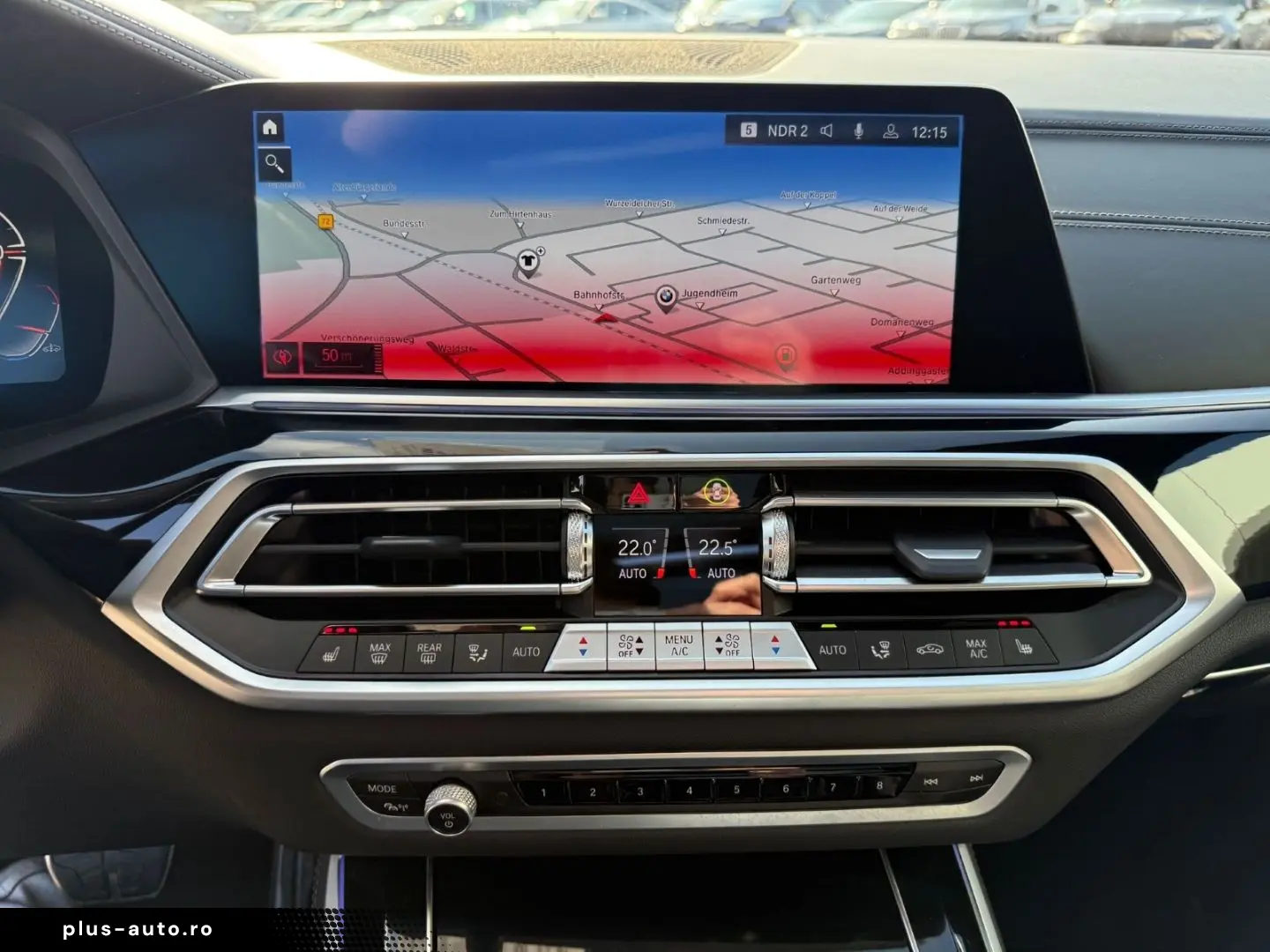 BMW X5 xDrive30d M-Sport AHK Pano Aktivl. DAP H K 4x