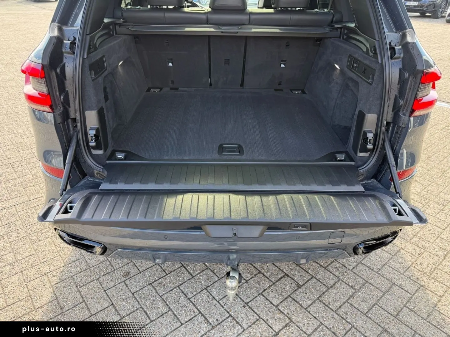 BMW X5 xDrive30d M-Sport AHK Pano Aktivl. DAP H K 4x