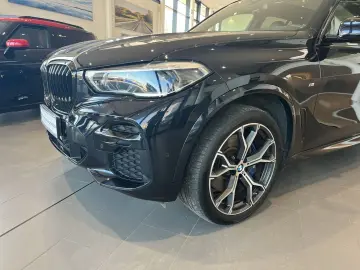 BMW X5 30d M Sport HUD StandHZG Panodach Navi Leder