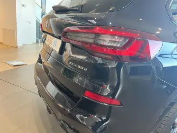 BMW X5 30d M Sport HUD StandHZG Panodach Navi Leder