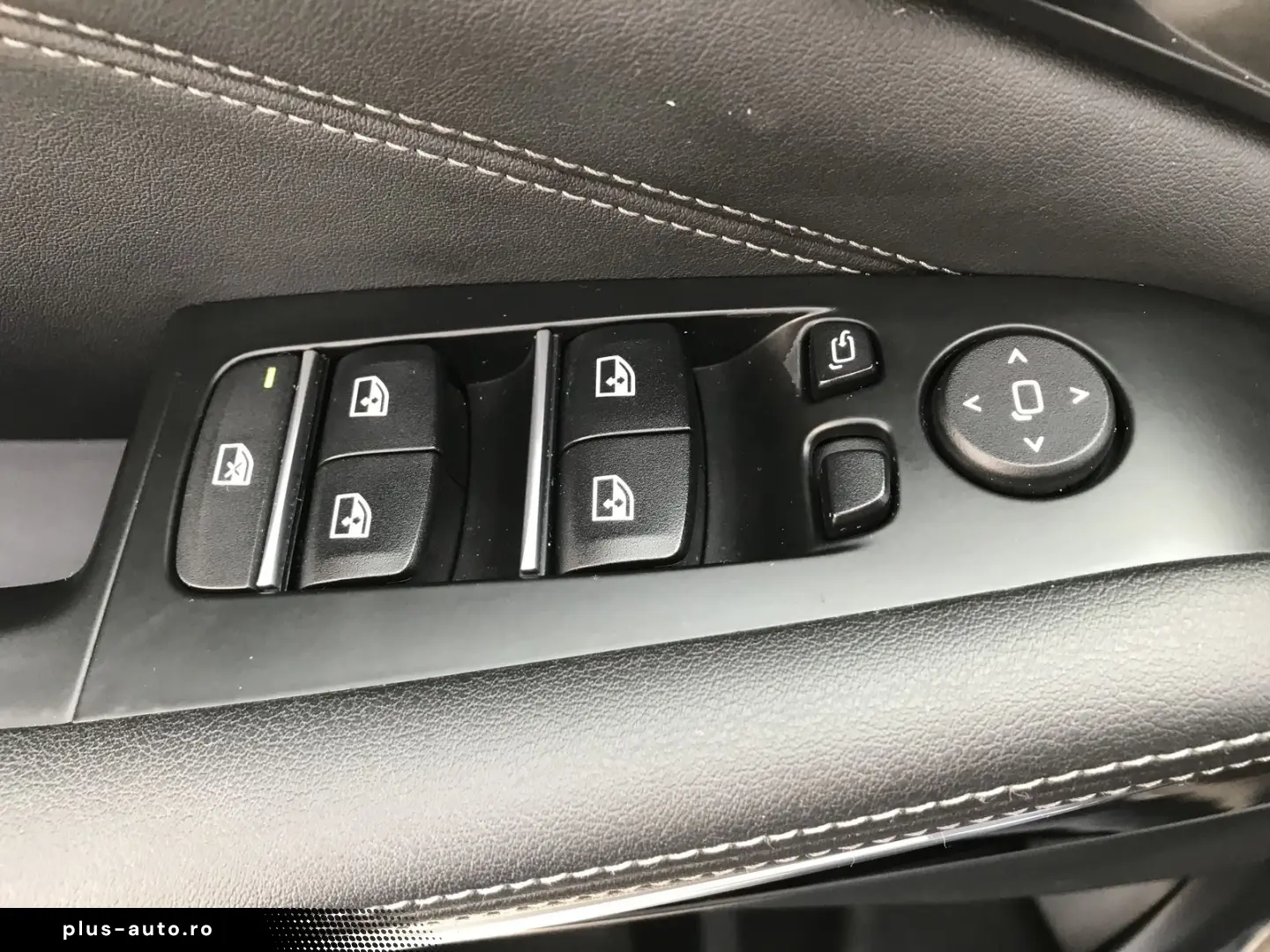 BMW X5 xDrive40d M Sportpaket AHK P-Dach Leder