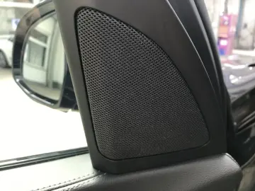 BMW X5 xDrive40d M Sportpaket AHK P-Dach Leder