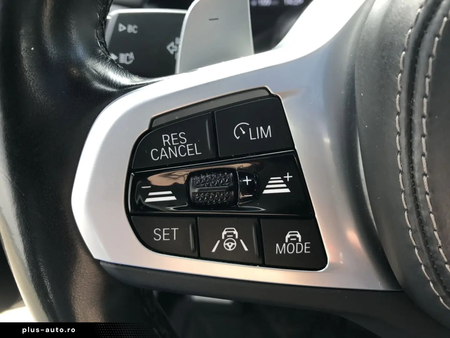 BMW X5 xDrive40d M Sportpaket AHK P-Dach Leder