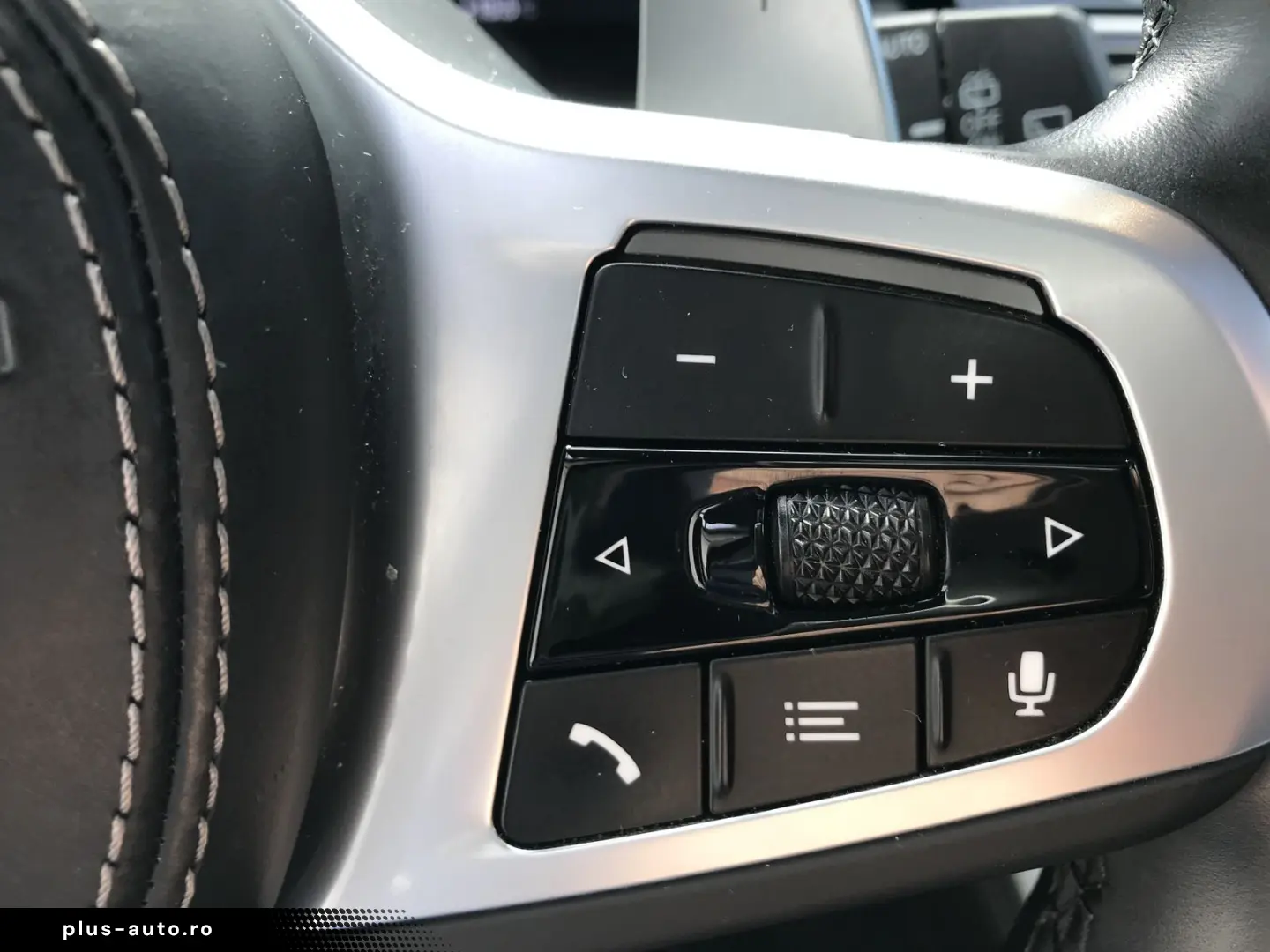 BMW X5 xDrive40d M Sportpaket AHK P-Dach Leder