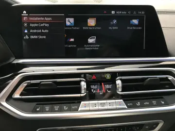 BMW X5 xDrive40d M Sportpaket AHK P-Dach Leder