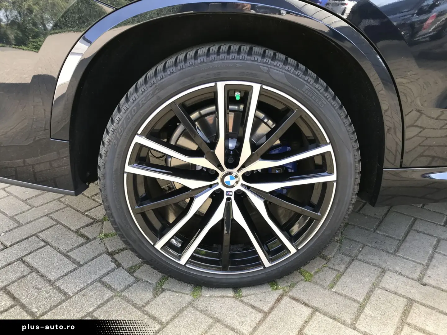 BMW X5 xDrive40d M Sportpaket AHK P-Dach Leder