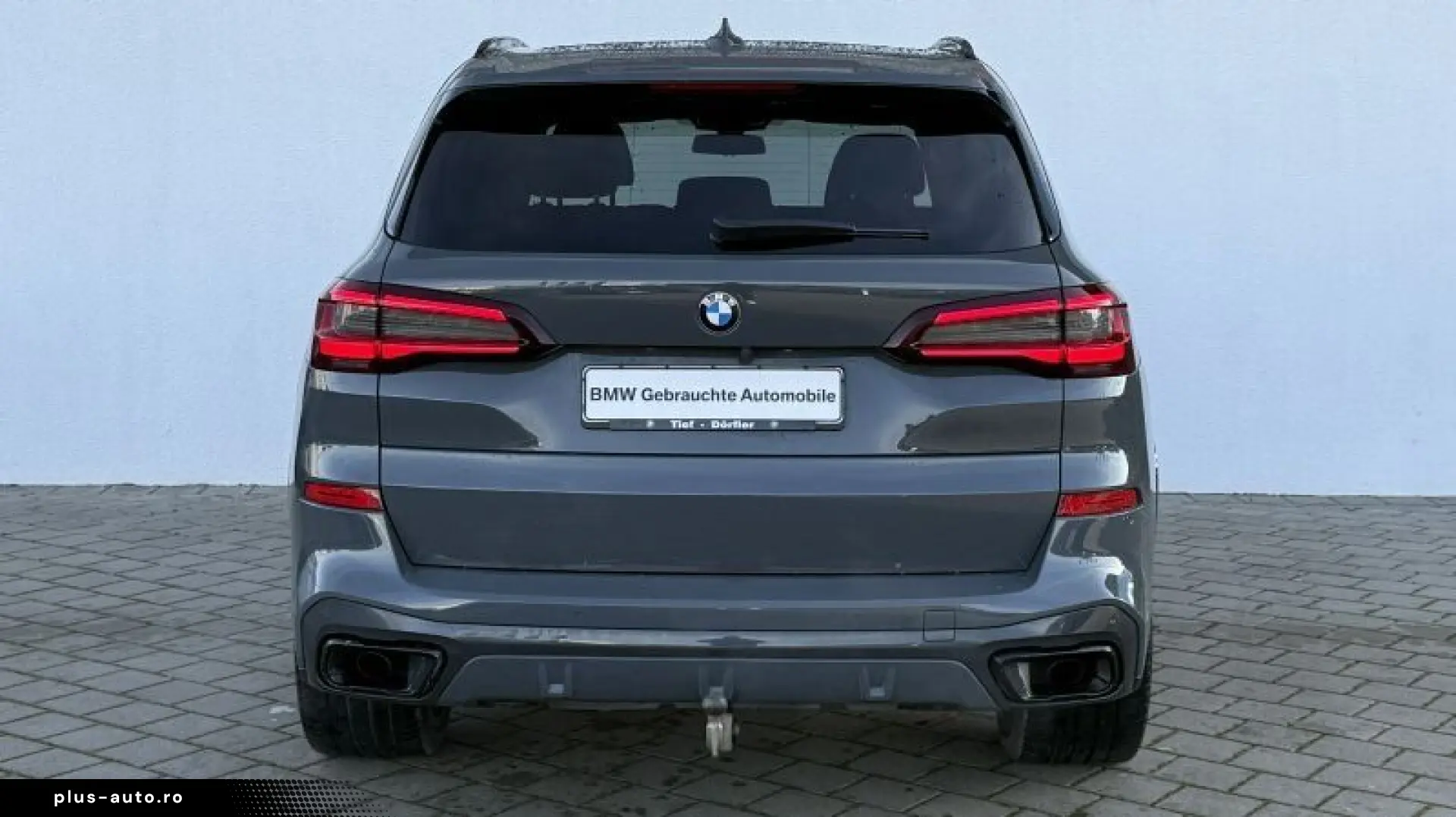 BMW X5 xDrive40d M Sport AHK GrigioTelesto MASS B&W