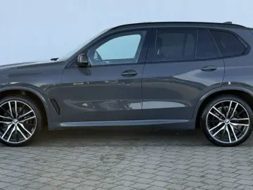 BMW X5 xDrive40d M Sport AHK GrigioTelesto MASS B&W