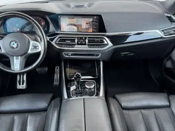 BMW X5 xDrive40d M Sport AHK GrigioTelesto MASS B&W