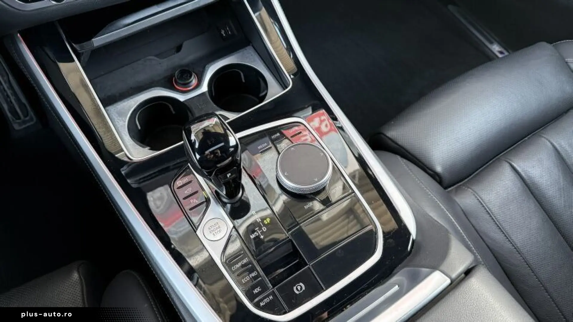 BMW X5 xDrive40d M Sport AHK GrigioTelesto MASS B&W