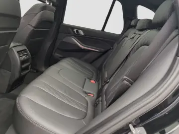 BMW X5 xDrive40i Sportpaket M Sportbr. HiFi DAB Shz