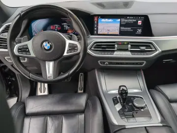 BMW X5 xDrive40i Sportpaket M Sportbr. HiFi DAB Shz