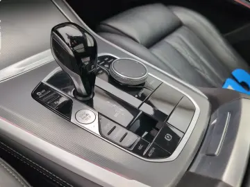 BMW X5 xDrive40i Sportpaket M Sportbr. HiFi DAB Shz