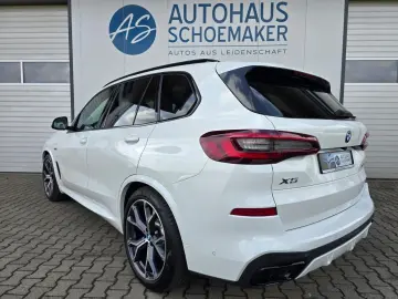 BMW X5 xDrive 45e M Sport Pano-Sky AHK Laser SOH 97%