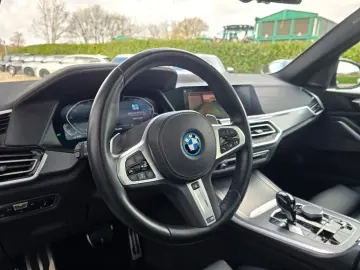 BMW X5 xDrive 45e M Sport Pano-Sky AHK Laser SOH 97%