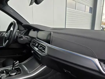 BMW X5 xDrive 45e M Sport Pano-Sky AHK Laser SOH 97%