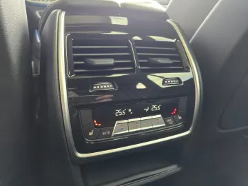 BMW X5 xDrive 45e M Sport Pano-Sky AHK Laser SOH 97%