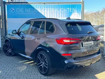 BMW X5 xDrive40d M Sport PANO AHK St-Hzg Laser DaPro