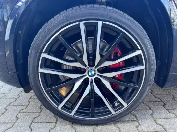 BMW X5 xDrive40d M Sport PANO AHK St-Hzg Laser DaPro