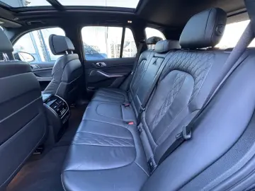 BMW X5 xDrive40d M Sport PANO AHK St-Hzg Laser DaPro