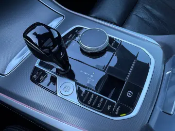 BMW X5 xDrive40d M Sport PANO AHK St-Hzg Laser DaPro