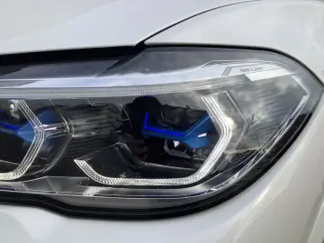 BMW X5 xDrive40d M Sport Pano ACC Inno B&W Standhzg