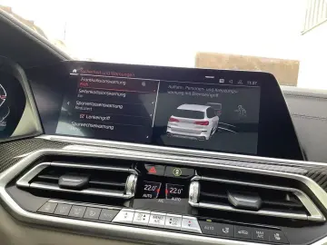 BMW X5 xDrive40d M Sport Pano ACC Inno B&W Standhzg