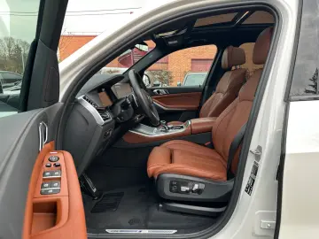 BMW X5 xDrive40d M-Sportpaket Massage Panor. ACC 22