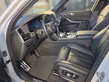 BMW X5 xDrive45e M-Sport AHK Laser HeadUp Panoramada