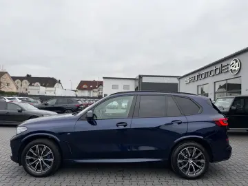 BMW X5 40xd MSPORT INDIVIDUAL 360 ACC HUD LASER B&W