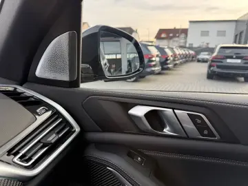 BMW X5 40xd MSPORT INDIVIDUAL 360 ACC HUD LASER B&W