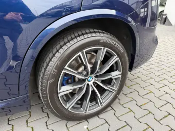 BMW X5 40xd MSPORT INDIVIDUAL 360 ACC HUD LASER B&W