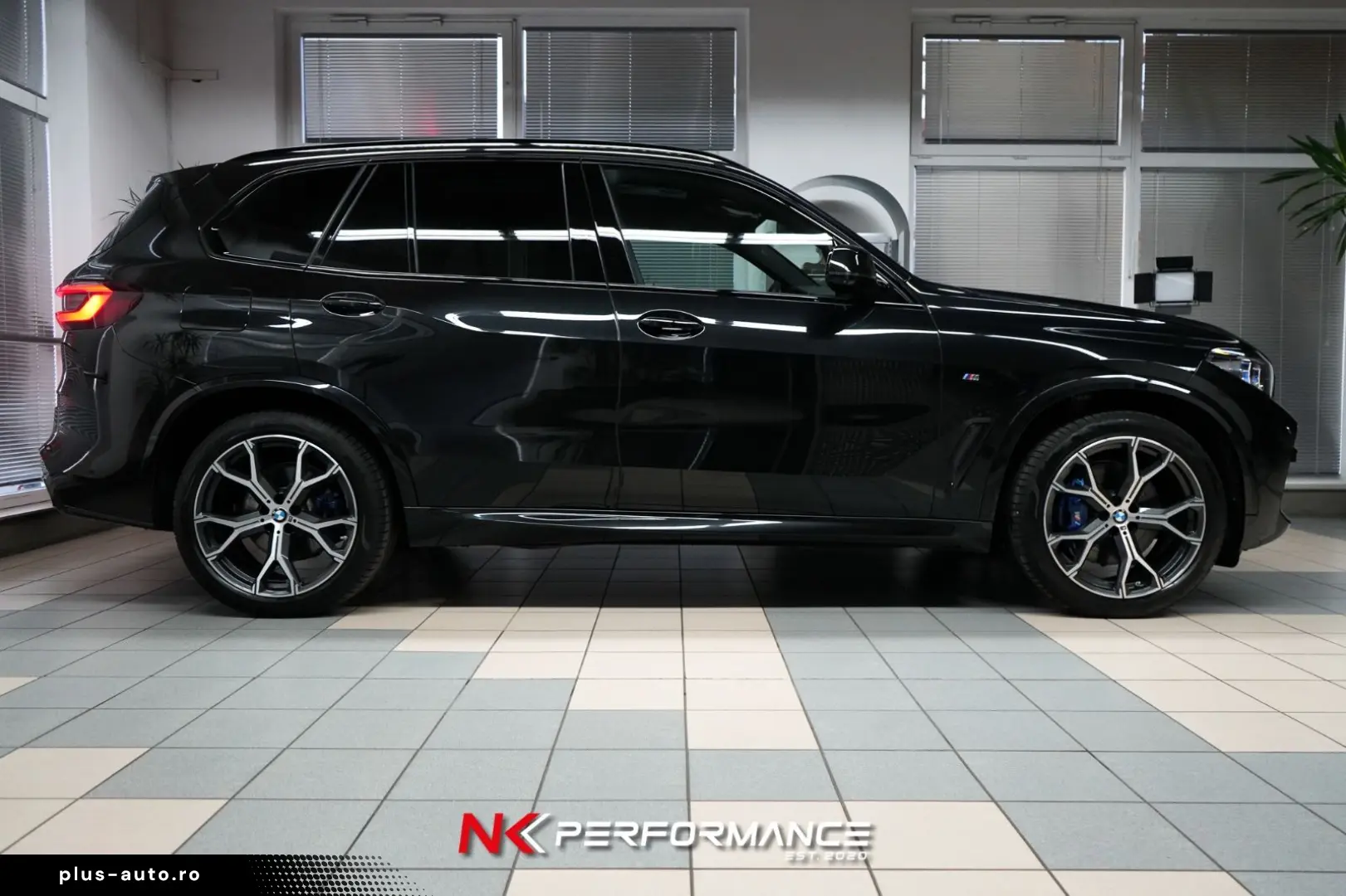 BMW X5 xDrive 30 d M Sport   M-SITZE   SKY LOUNGE