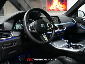 BMW X5 xDrive 30 d M Sport   M-SITZE   SKY LOUNGE
