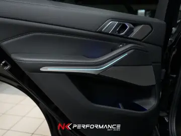 BMW X5 xDrive 30 d M Sport   M-SITZE   SKY LOUNGE