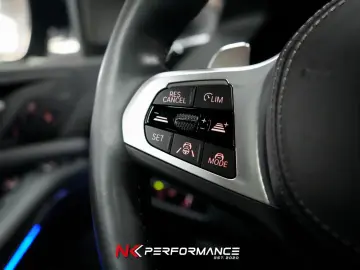 BMW X5 xDrive 30 d M Sport   M-SITZE   SKY LOUNGE