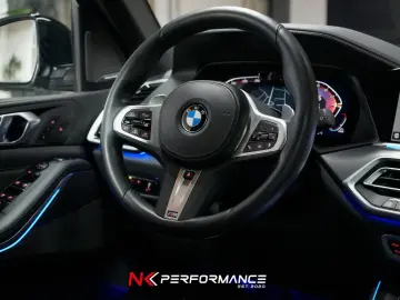 BMW X5 xDrive 30 d M Sport   M-SITZE   SKY LOUNGE