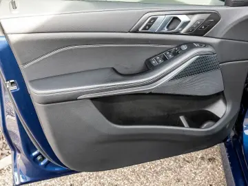 BMW X5 xDrive30d M Sportpaket Standheiz. GSD HUD AHK