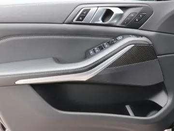 BMW X5 xDrive40d M Sportpaket Head-Up DAB WLAN