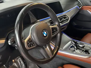 BMW X5 xDrive40d M Sportpaket Head-Up HiFi DAB WLAN