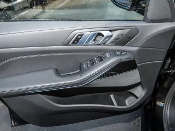 BMW X5 xDrive40d M Sport HUD PANO NAVI Standh. LED