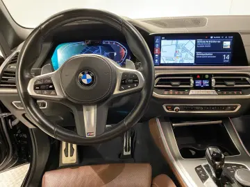 BMW X5 xDrive30d M Sport Standheizung Massage AHK