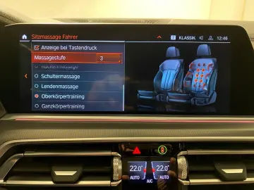 BMW X5 xDrive30d M Sport Standheizung Massage AHK